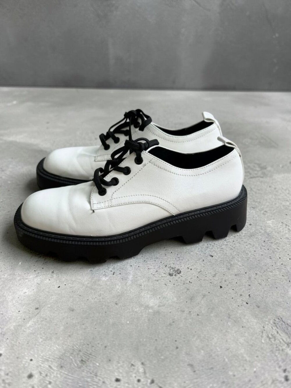 ZARA White Laceup Platform Oxfords Size 38 / 7.5